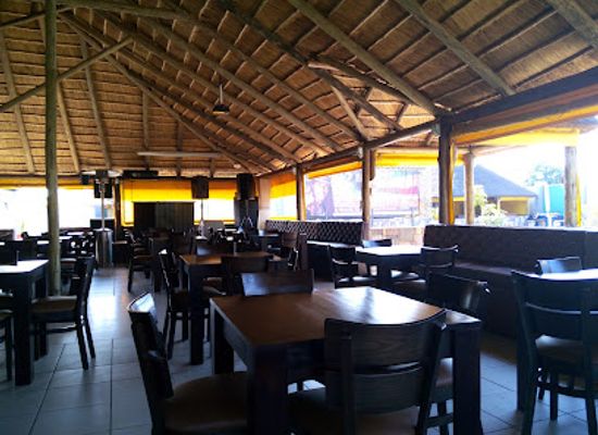 eswatini/piggs-peak/bar/solanis
