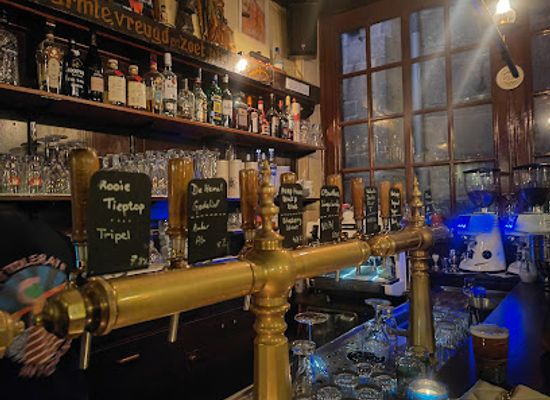netherlands/gelderland/bar/in-de-blaauwe-hand