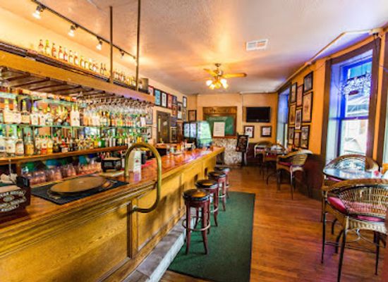arkansas/ozark-national-forest/bar/balcony-restaurant-bar