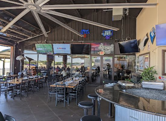 kansas/bluestem-pasture/bar/stearman-field-bar-grill