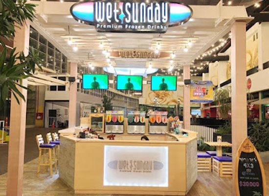 colombia/barranquilla/villa-santos/bar/wet-sunday-viva
