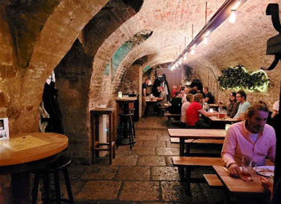 germany/lubeck/innenstadt/bar/brauberger-zu-lubeck