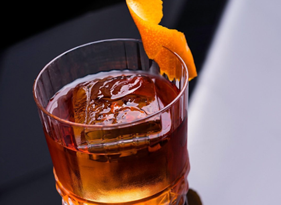 kosovo/prizren/bar/decanter-bar