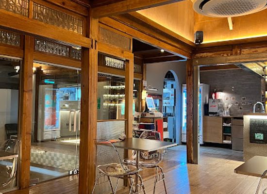 south-korea/gyeongju/bar/little-rock