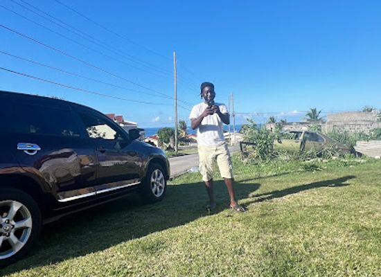 saint-kitts-and-nevis/dieppe-bay-town/bar/davees-bar-n-snackette
