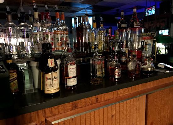 west-virginia/weirton/bar/sports-court-lounge