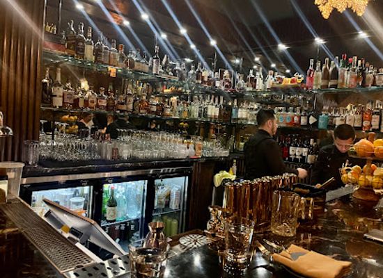 massachusetts/boston/bar/next-door-speakeasy-raw-bar