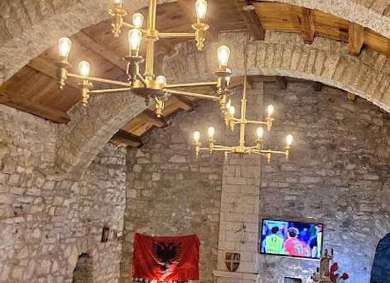 albania/skrapar/bar/mengra-e-vjeter
