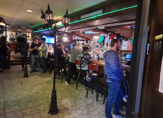 wisconsin/appleton/bar/mcguinness-irish-pub