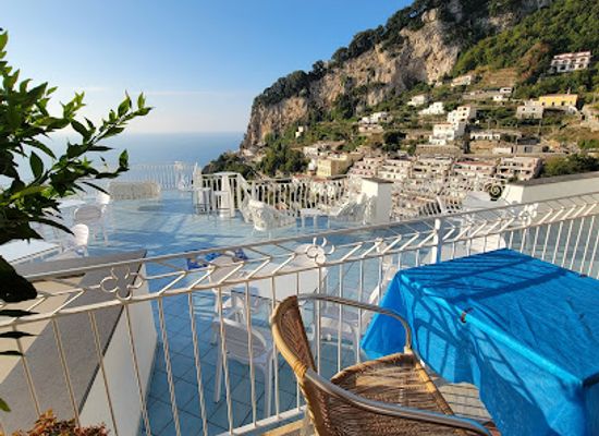 italy/amalfi/bar/cocktail-bar