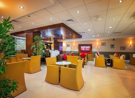 jamaica/st-thomas-lowlands/bar/club-mobay