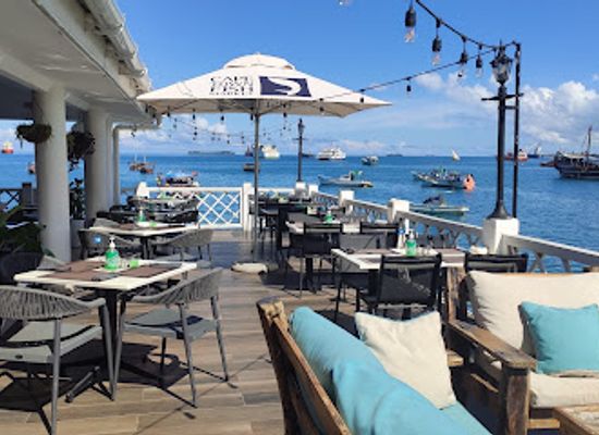 tanzania/stone-town/forodhani-gardens/bar/cape-town-fish-market-zanzibar