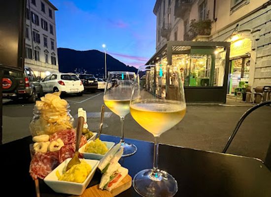italy/brianza/bar/100-lire-como