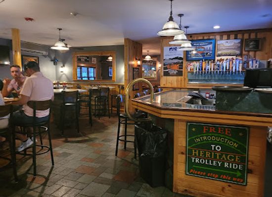 new-hampshire/coos-county/bar/tuckerman-s-restaurant-tavern