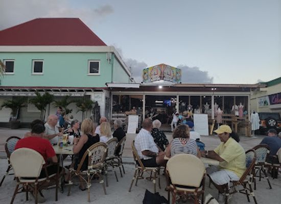 sint-maarten/oyster-pond/bar/hon-hon-hon-bar-restaurant