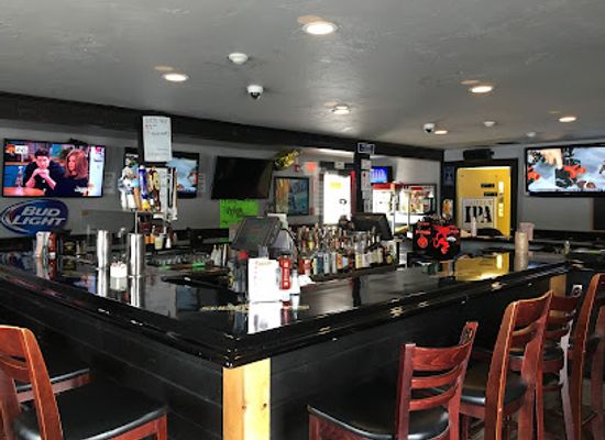 canada/avalon-peninsula/bar/shenanigans-bar-grill
