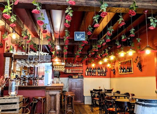 belgium/bruges/minnewater/bar/cafe-rose-red