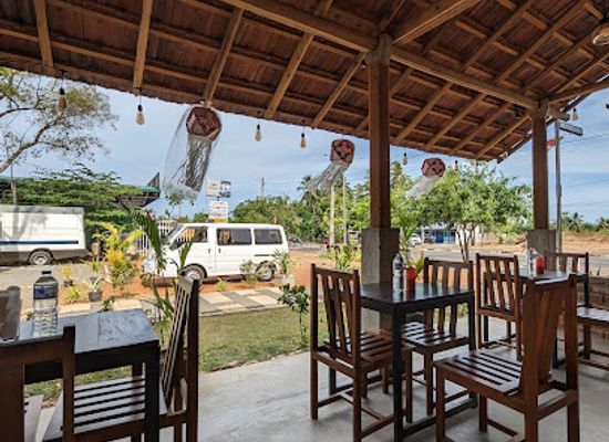sri-lanka/polonnaruwa/bar/rajadhani-restaurant-polonnaruwa