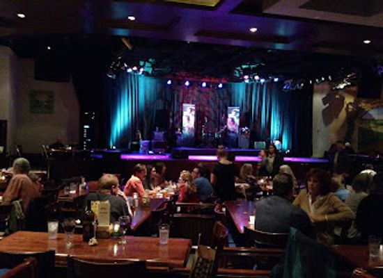 california/sierra-nevada/bar/sierra-nevada-big-room