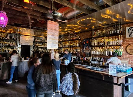colorado/denver/rino-river-north-art-district/bar/finn-s-manor