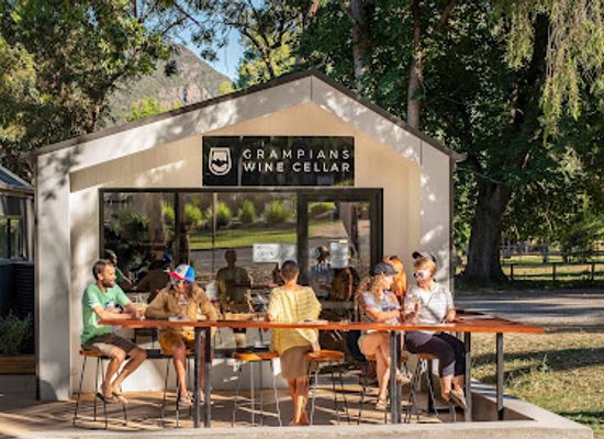 australia/grampians/bar/grampians-wine-cellar