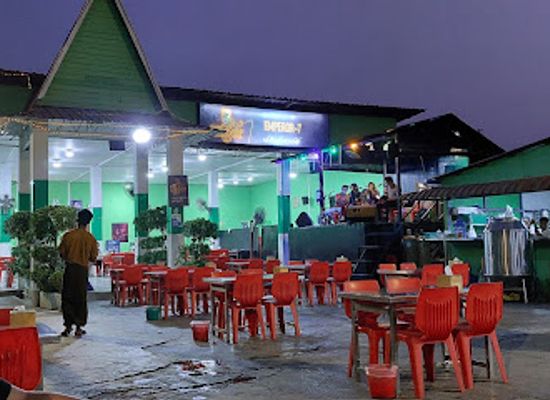 myanmar-burma/magway-region/bar/emperor-7-restaurant