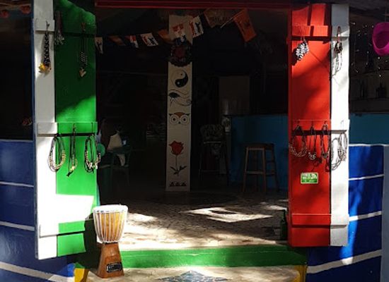 the-gambia/kanifing/bar/bobs-bar-and-cafe