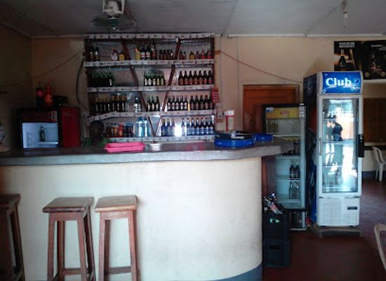 uganda/toro/bar/hard-rock-hotel-restuarant-bar-and-accommodation
