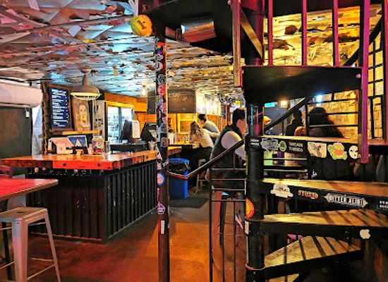 tennessee/chattanooga/northshore/bar/the-bitter-alibi
