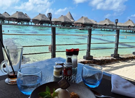 french-polynesia/tuamotu-archipelago/bar/rotui-grill-bar