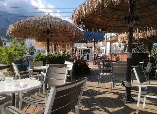 greece/samos/bar/island-cocktail-bar