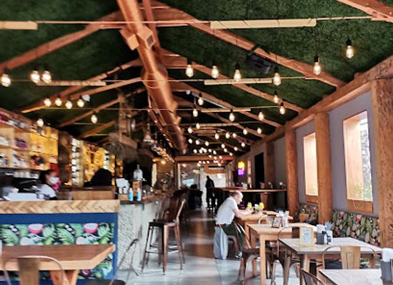 south-africa/bushveld/bar/cause-effect-cocktail-kitchen