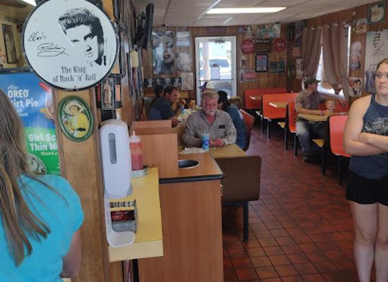 kansas/northwest-kansas/bar/dairy-queen-grill-chill