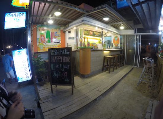 philippines/boracay/bar/beach-hut-bar-boracay