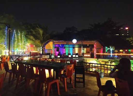 myanmar-burma/yangon-region/bar/sport-bar