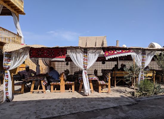 uzbekistan/khiva/itchan-kala/bar/caravan-khiva-restaurant