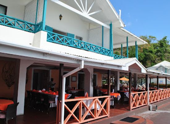 saint-vincent-and-the-grenadines/georgetown/bar/french-verandah