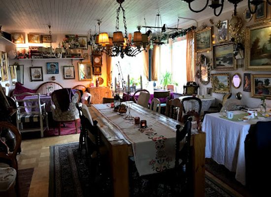 sweden/dalsland/restaurant/cafe-gula-huset