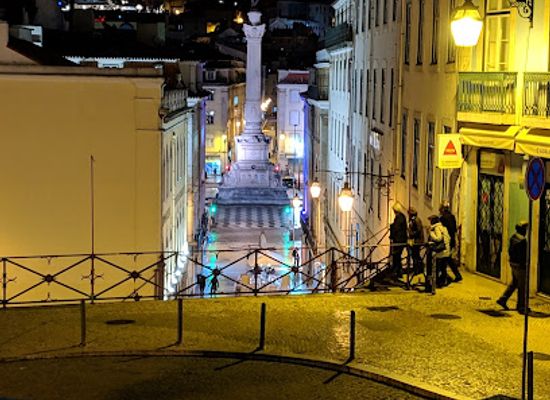 portugal/lisbon-coast/bar/toca-da-raposa