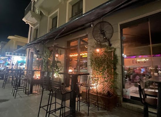 greece/kefalonia/bar/bee-s-knees-the-bar