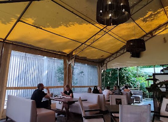 ukraine/kharkiv/svobody-square/bar/grill-pub