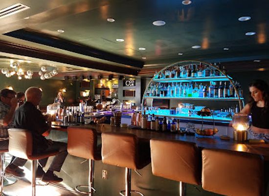 california/pleasanton/bar/middle-8