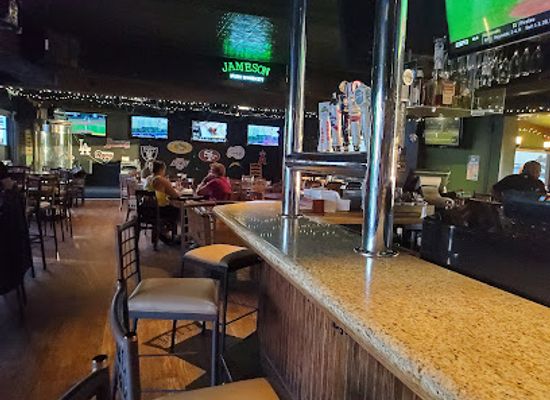 california/long-beach/naples/bar/malainey-s-grill-one-hell-of-an-irish-bar