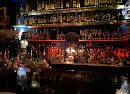 germany/frankfurt/bar/rote-bar
