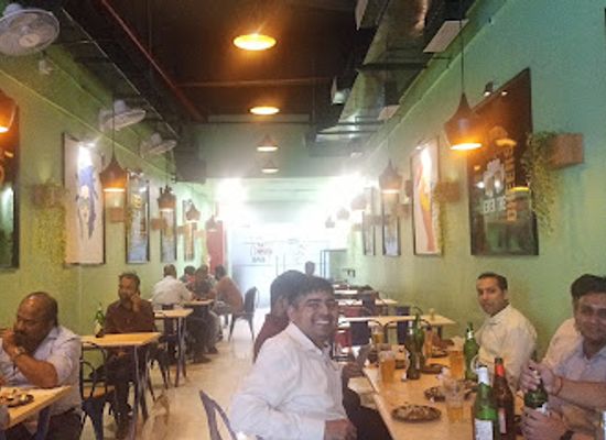 india/delhi/old-delhi/bar/baatli-bar