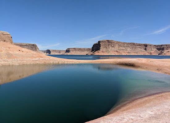 utah/lake-powell/bar/last-chance-bay