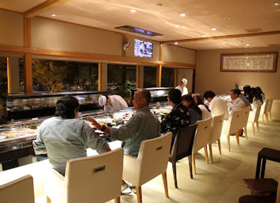 japan/noto/bar/nobu-sushi
