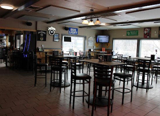 wisconsin/kettle-moraine/bar/big-guy-s