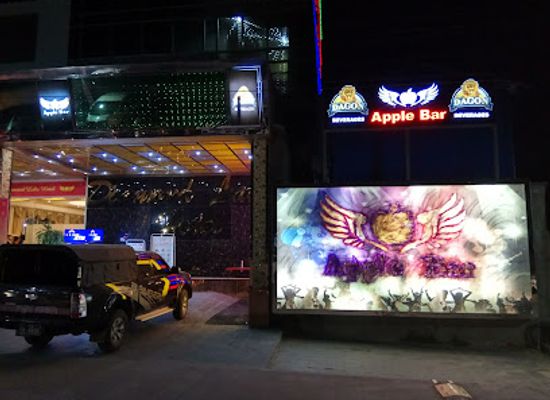 myanmar-burma/yangon/insein/bar/apple-bar