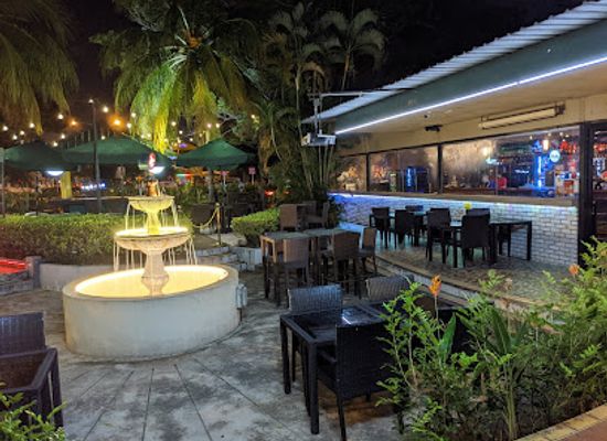 singapore/pasir-ris/bar/mel-s-place-restaurant-bar